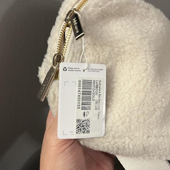 New! Lululemon Everywhere Belt Bag Fleece Large 1L One Size (White Opal/Gold) - Picture 4 of 7
